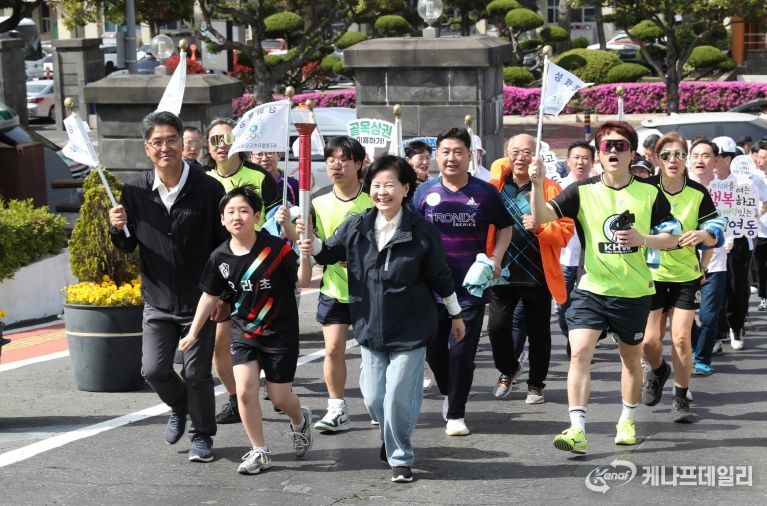 ‘어우러진 도민화합, 백세시대 건강체전’ 제59회 제주도민체전 개막