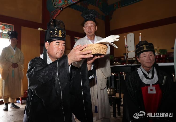 상주향교·함창향교, 추계 석전대제 봉행